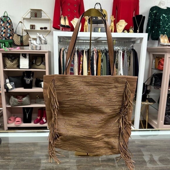 Elliott Lucca Leather Tassel Tote Bag NWT Brown Tan - Picture 1 of 7